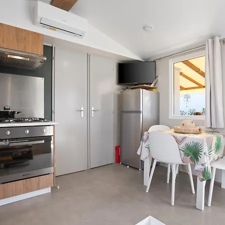 Ferienhaus Mobilhome Confort *