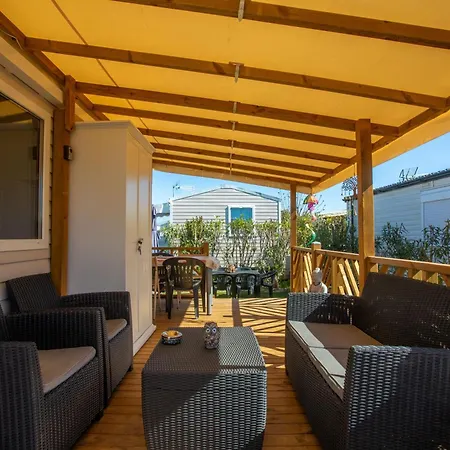 Mobilhome Confort Avec Piscine *